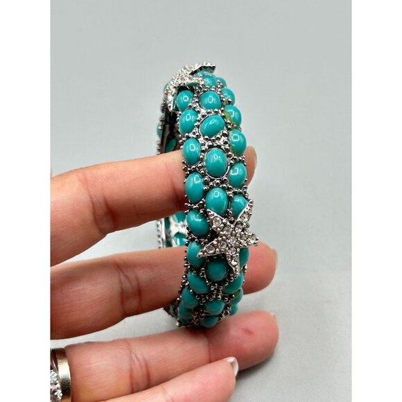 Sea Life Hinged Clamper Bangle Turquoise Cabochon Rhinestones Star Fish Unsigned - Picture 9 of 11